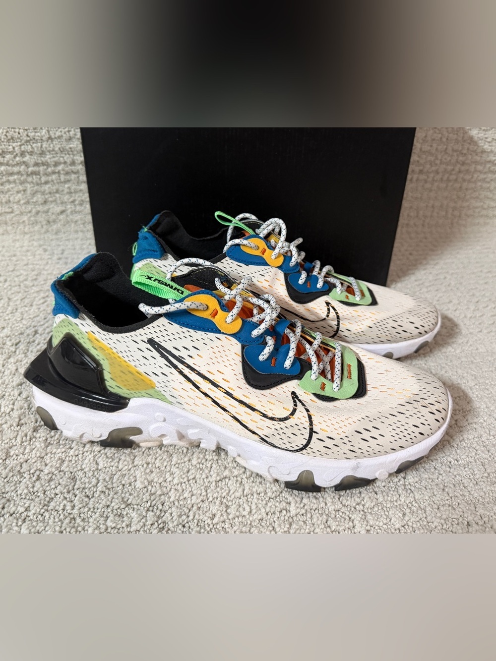 Nike React Vision D/MS/X CZ7870-001 Phantom
Green Abyss Men's Size 10.5